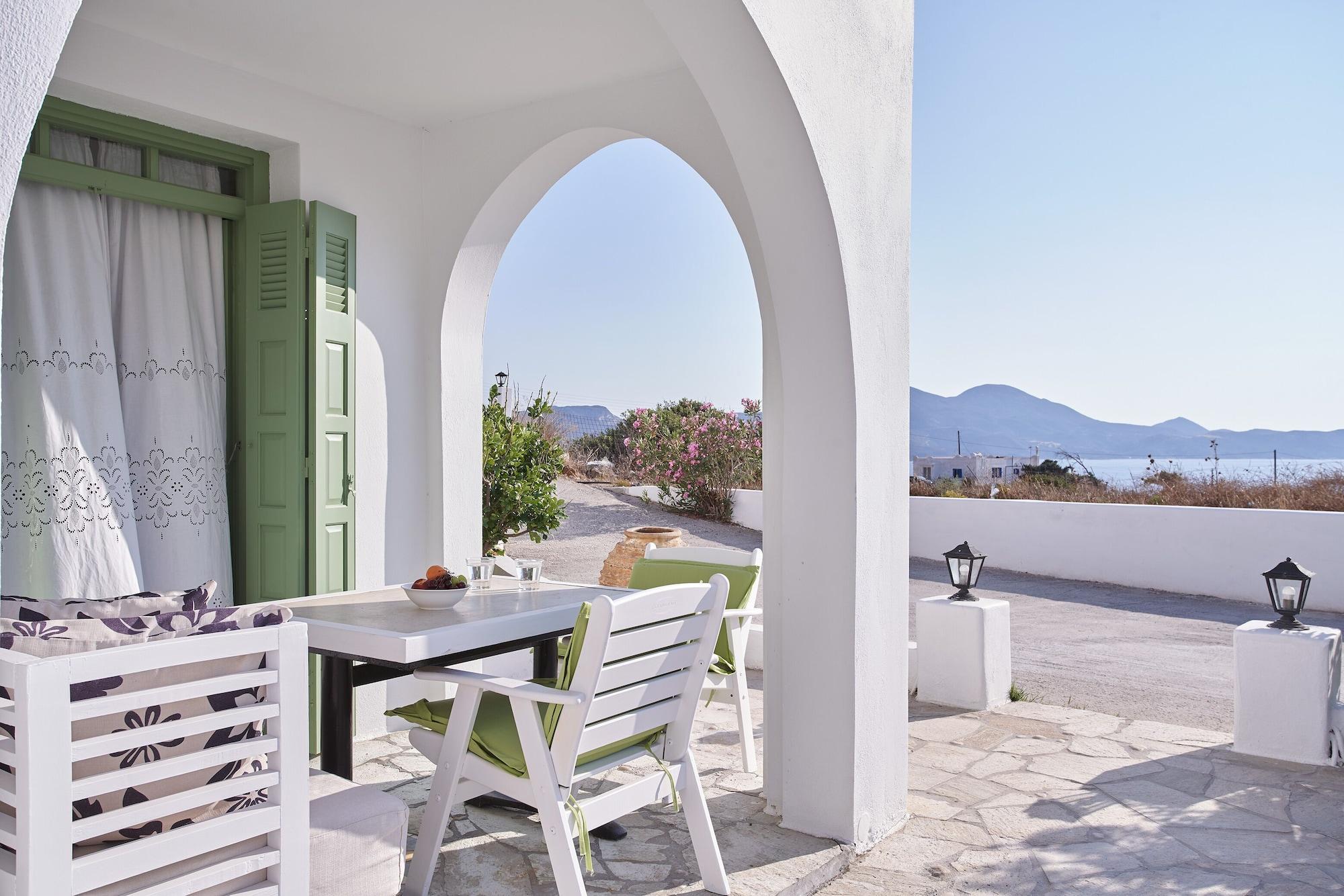 Glarakia Studios Adamantas  ภายนอก รูปภาพ
