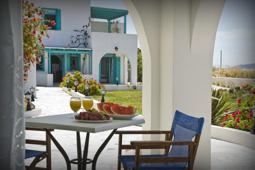 Glarakia Studios Adamantas  ภายนอก รูปภาพ